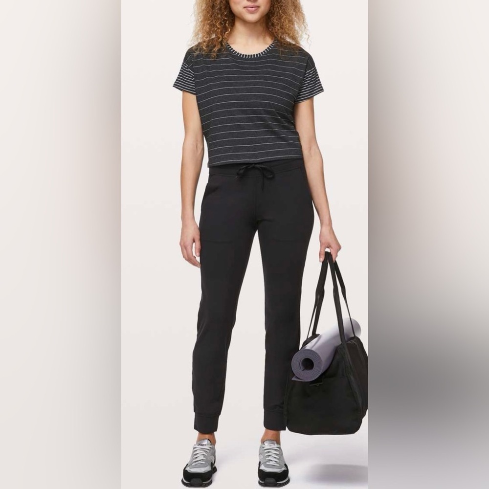 đź–¤ Lululemon Ready to Rulu Jogger | Black | Size 4 - Picture 7 of 8